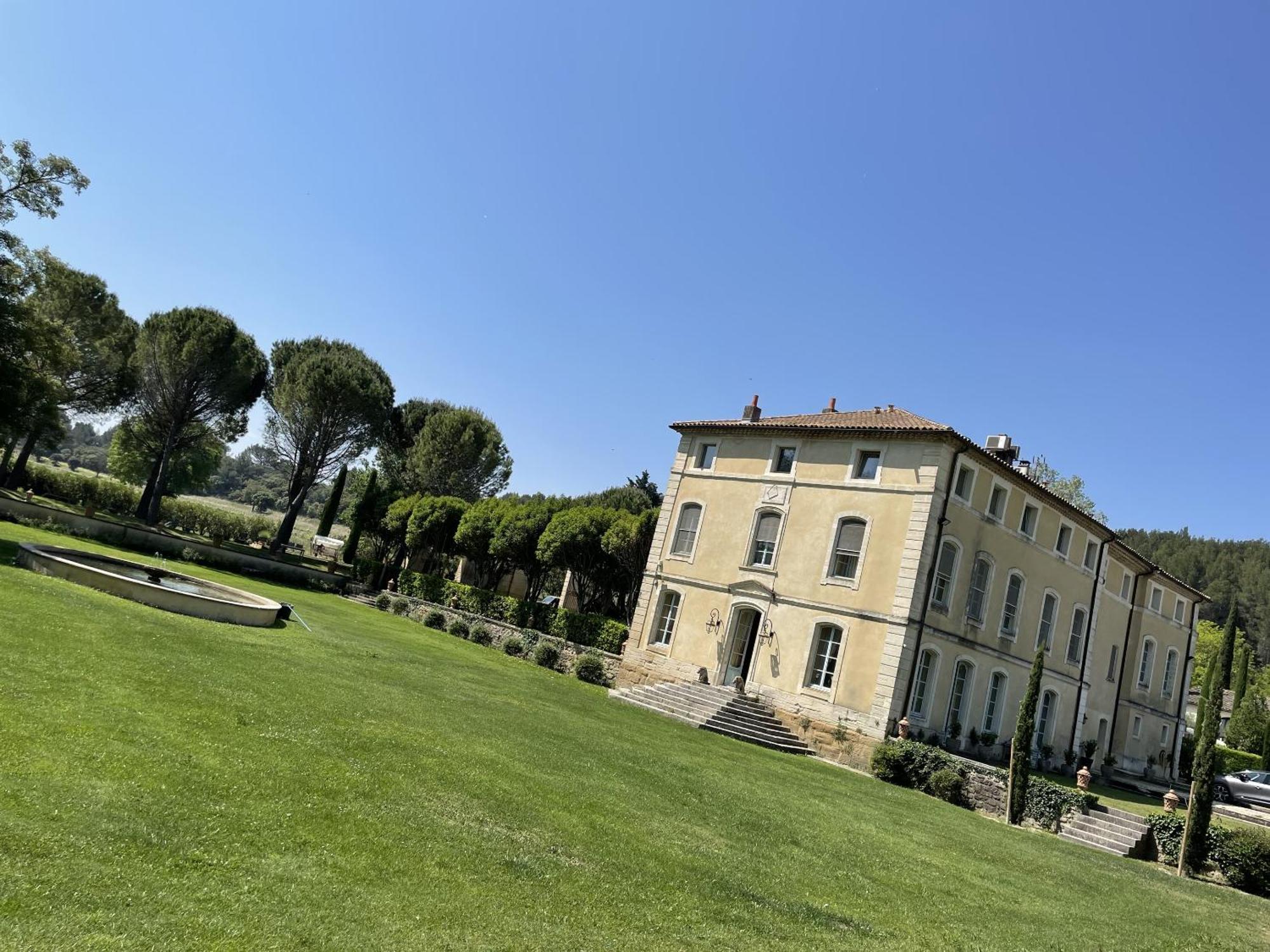 Chateau Talaud ロリオル・デュ・コンタ エクステリア 写真