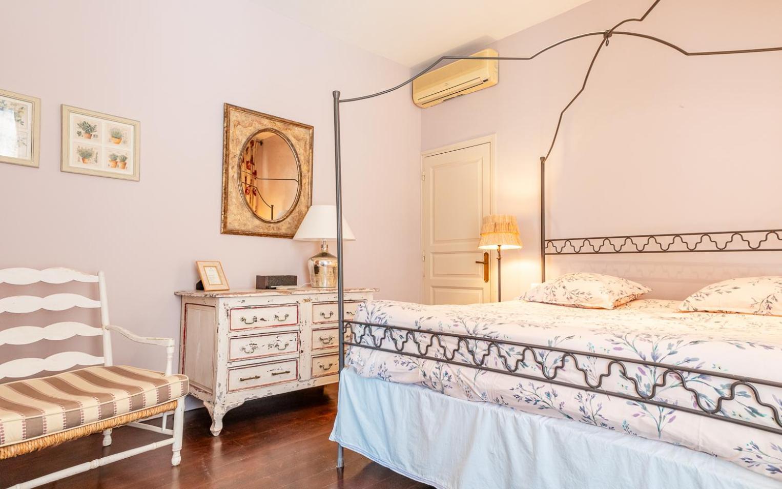 Chateau Talaud ロリオル・デュ・コンタ 部屋 写真