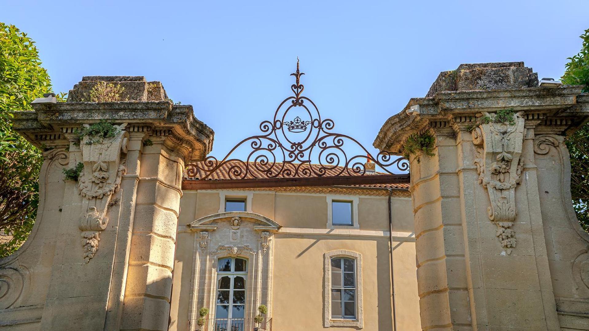 Chateau Talaud ロリオル・デュ・コンタ エクステリア 写真
