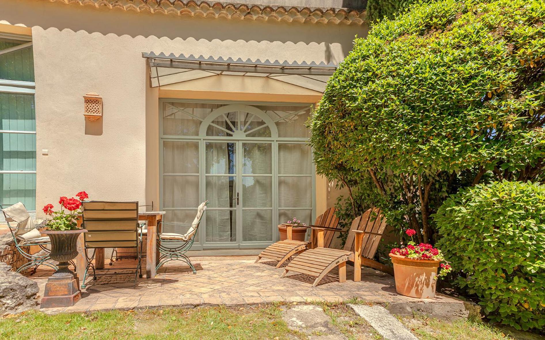 Chateau Talaud ロリオル・デュ・コンタ 部屋 写真