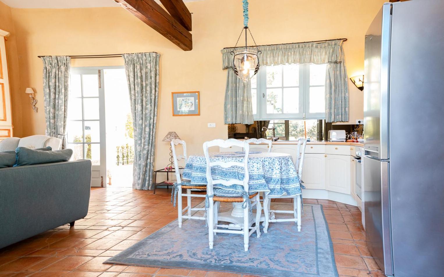 Chateau Talaud ロリオル・デュ・コンタ 部屋 写真