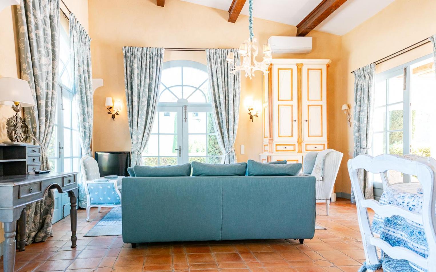 Chateau Talaud ロリオル・デュ・コンタ 部屋 写真